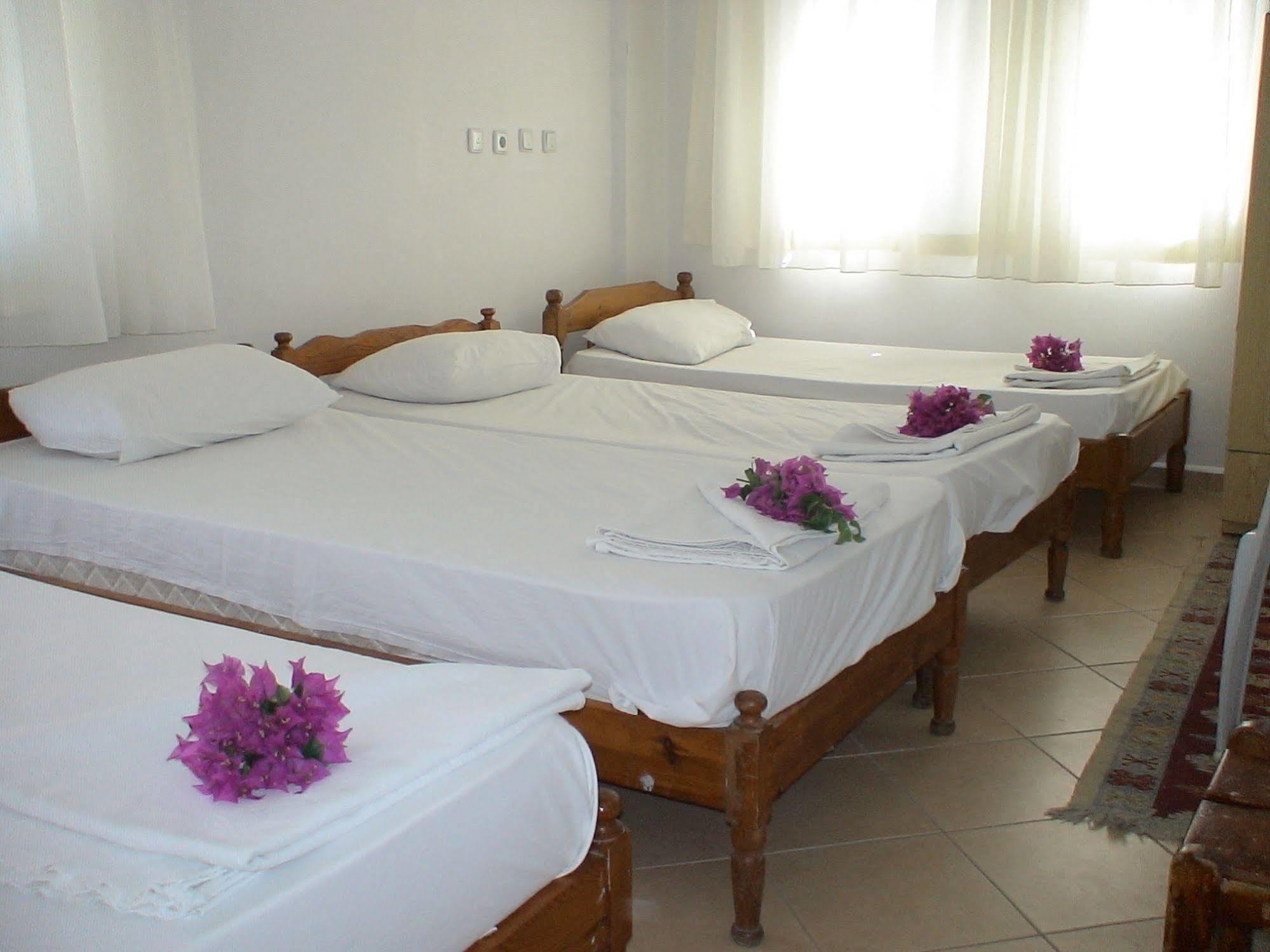 Onur Pension Bed & Breakfast Fethiye Exterior photo